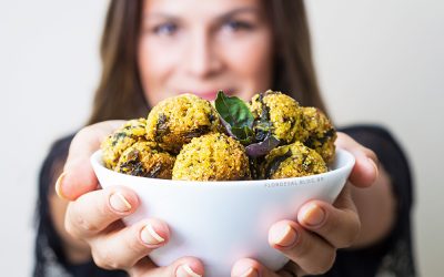 BOLINHOS DE PAINÇO, ESPINAFRE E PESTO