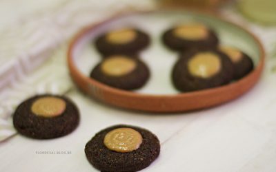 COOKIES DE CHOCOLATE COM PASTA DE AMENDOIM