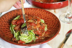 Spaghetti de Abobrinha a Bolonhesa de Cogumelos - Flor de Sal