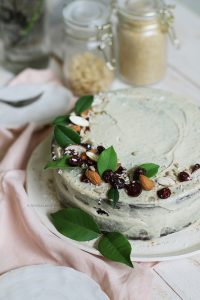 Bolo Vegano e Sem Gluten de Chocolate com Mousse de Limão - Flor de Sal Blog por Gabi Mahamud